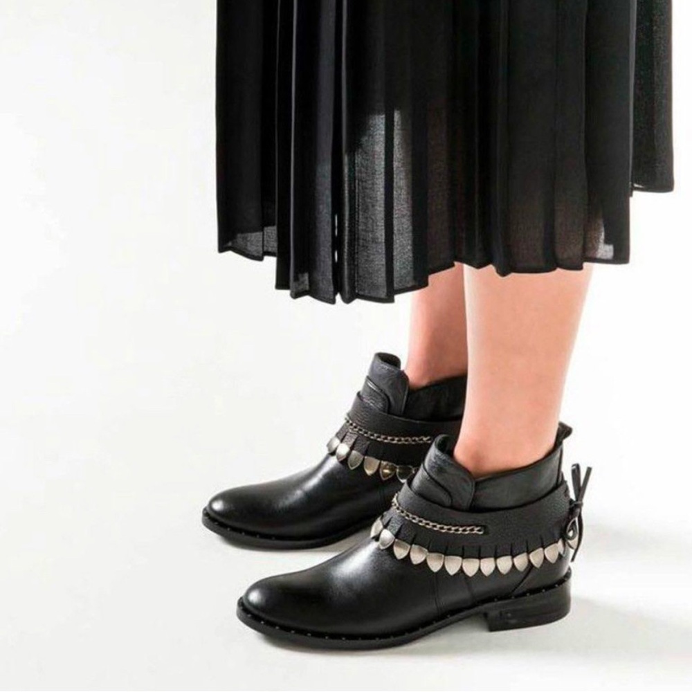 Freda Salvador Star Fringe Jodhpur boots